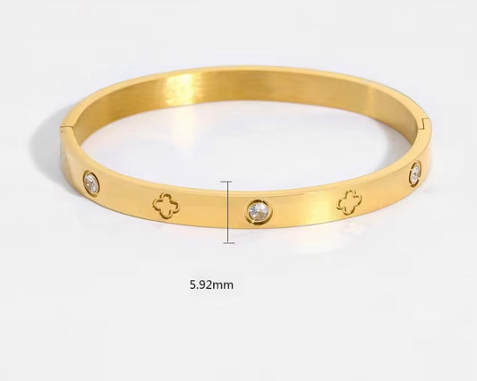 Clover CZ Bangle - Gold