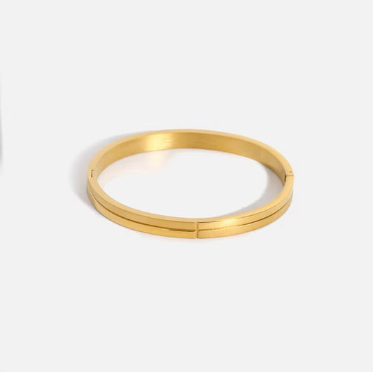 Horizontal Line Bangle - Gold
