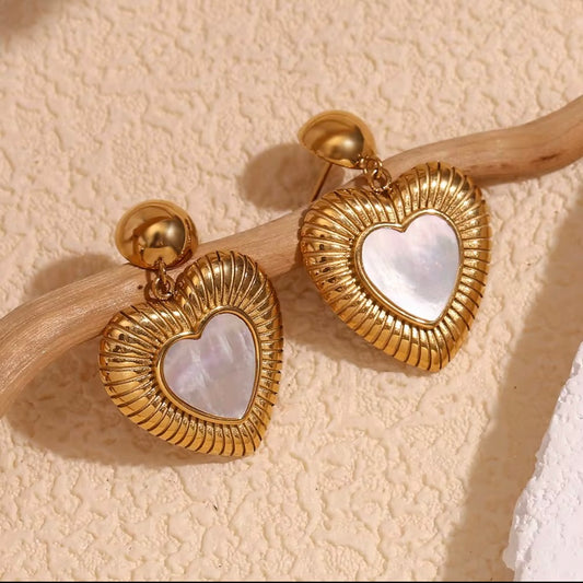 Heart drop w/ pearl sunburst